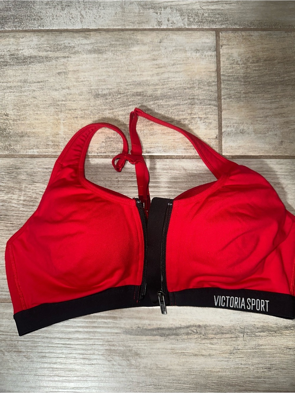 Victoria Secret Knock Out Front Zip Red Sports Bra 🍓🍒 - Picture 8 of 14